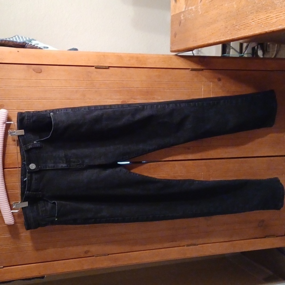 135 Indigo Wisdom Black Jeans